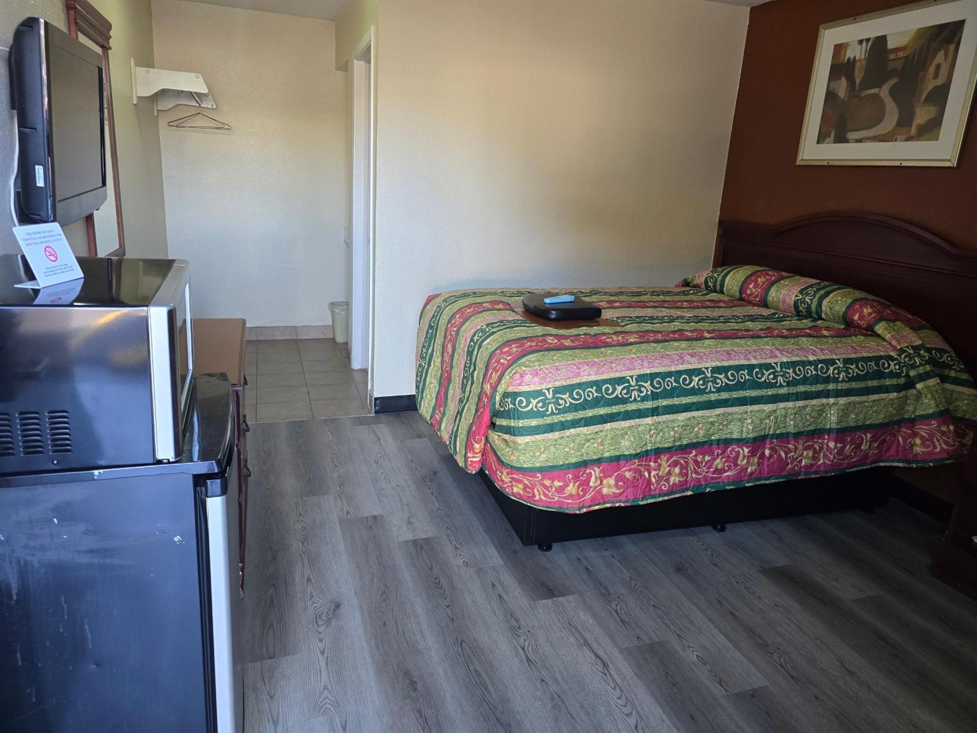 Carpet Inn Opelika Kültér fotó